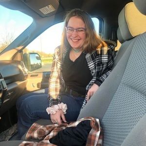 Meet your Posher, Abigail